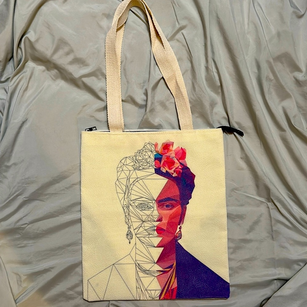 Frida bag purchased in PR. Brand new! Lightweight, perfect bag for everyday use!